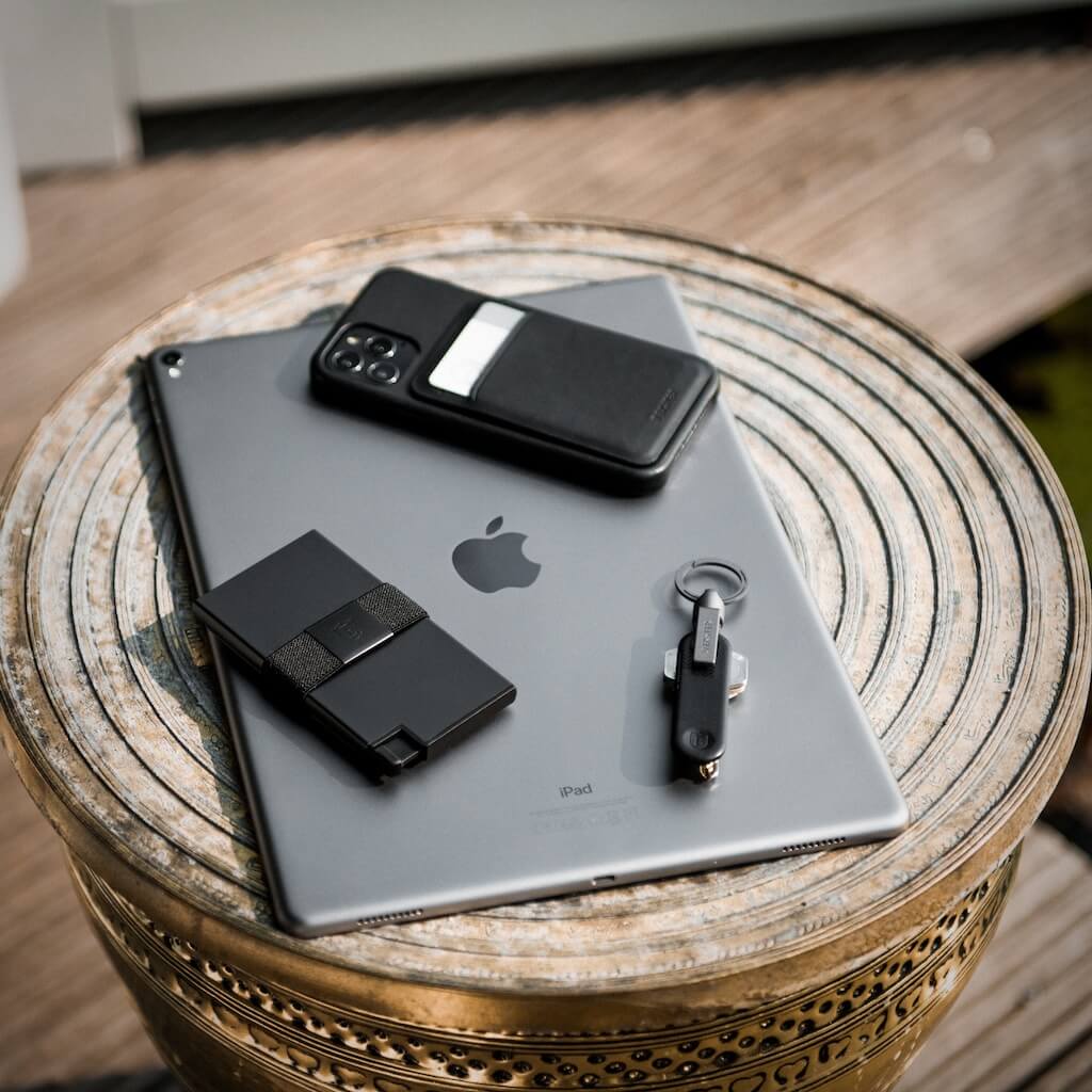 Flagrant x Ekster Wallet - Image 22
